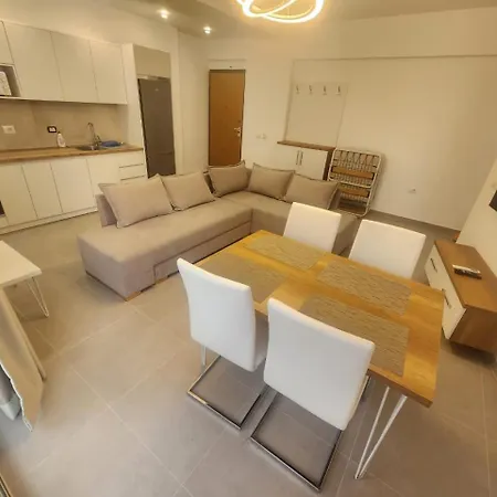Apartment Sea View Sarandë