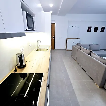 Sea View Apartment Sarandë