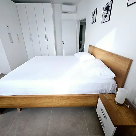 Sea View Apartment